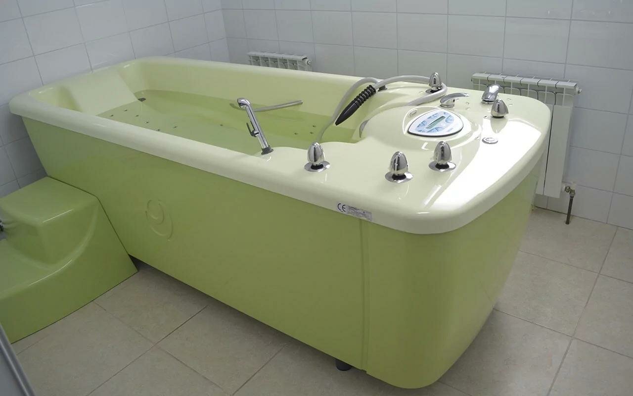 Апарт-отель Новый век Энгельс-98