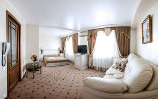 Апарт-отель Новый век Энгельс Семейный номер-1